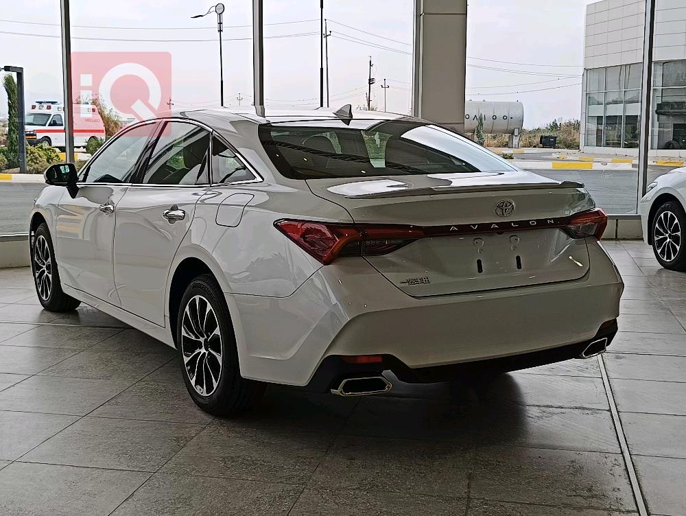 Toyota Avalon